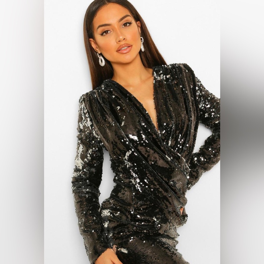 Boohoo Black /Silver Sequin Draped Long Sleeved Mini Dress NWT